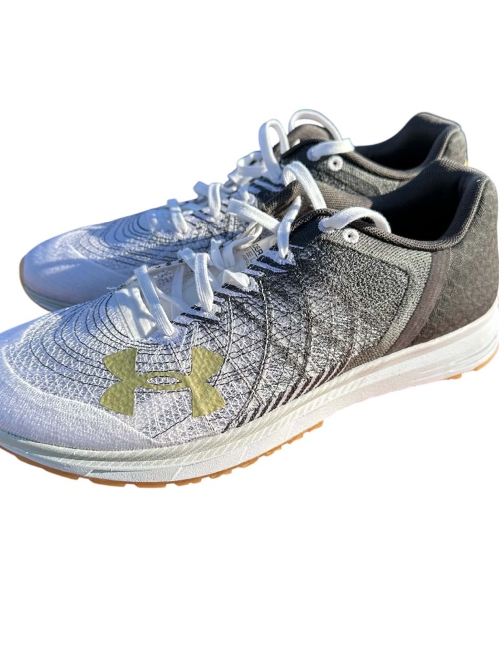 Under Armour Velociti Racer 3020348-102 Men's 10 Running Shoes White Gold NWOT